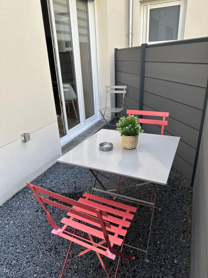 Le Sacre - Centre - Cour Privative - Parking Apartment Reims Exterior photo